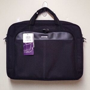 NWT Targus Black Classic Laptop Bag